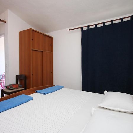 Apartments By The Sea Drvenik Donja Vala, Makarska - 6756 ห้อง รูปภาพ